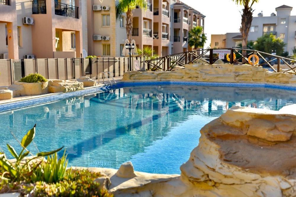 Royal Seacrest F G5 Ground Floor Apartment 파포스 외부 사진