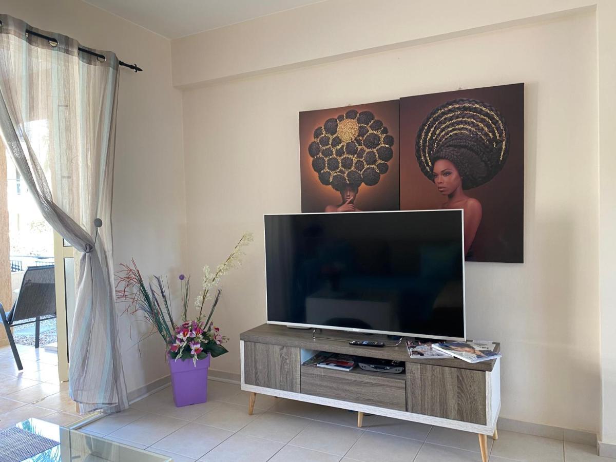 Royal Seacrest F G5 Ground Floor Apartment 파포스 외부 사진